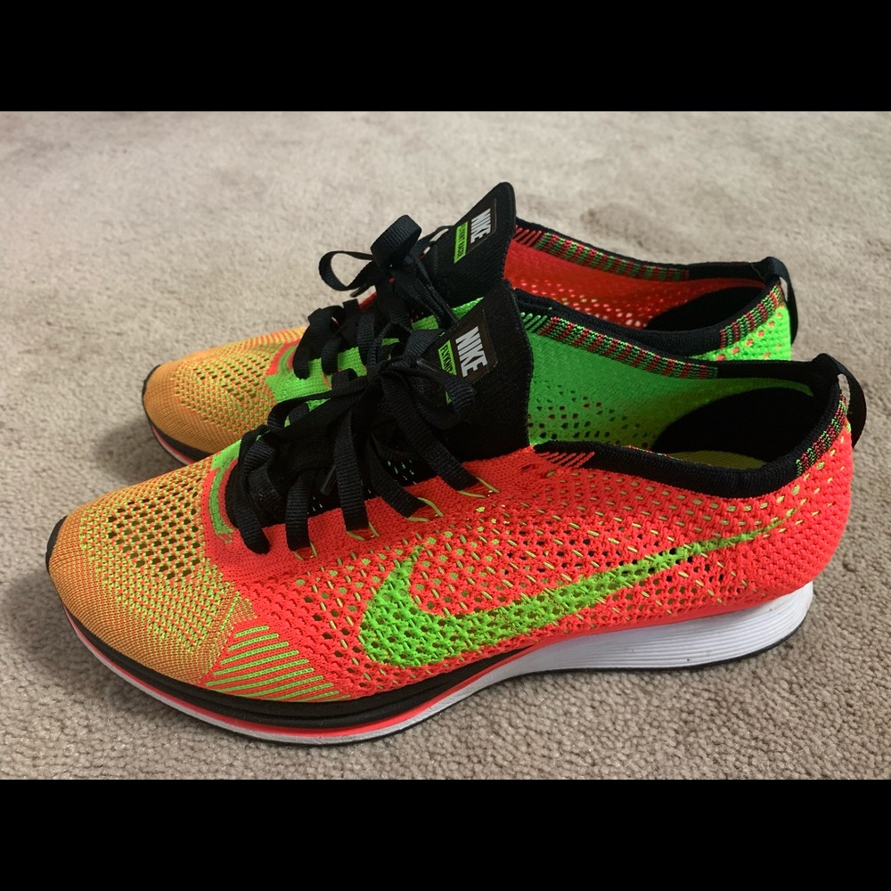 Nike Flyknit Racers